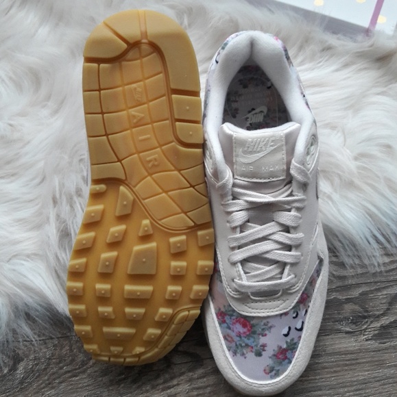 NEW Nike Air Max 1 Floral (Rare) - Picture 8 of 8